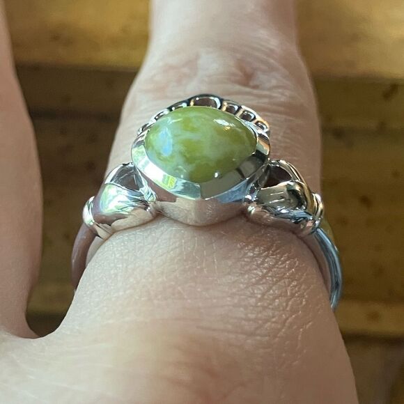 Natural Connemara Marble Sterling Silver Claddagh Ring Size 9 - Picture 2 of 9